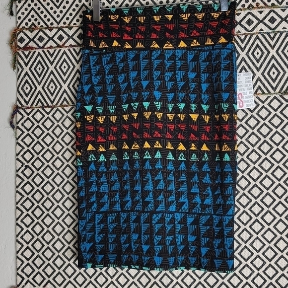 NWT LuLa Roe Multi Print Skirt - Picture 1 of 4